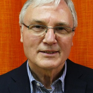 Dr. Manfred Lucko